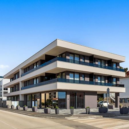 Fly Apartments Medulin - 50M From The Beach - New 2024 Buitenkant foto